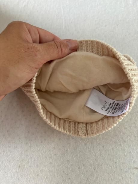 Next čiapka, next,56