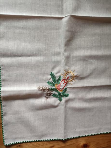 Retro sada- obrus a prestierania,