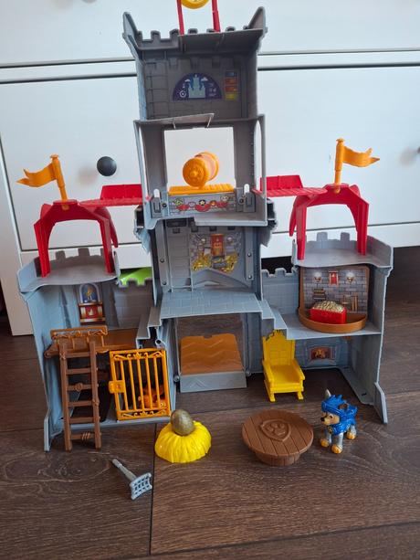 Hrad labkova patrola, 