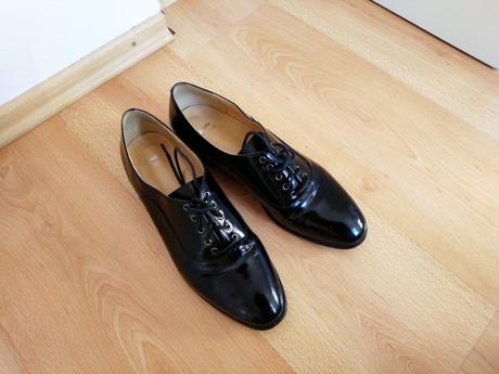 Lakované topánky, baťa,40