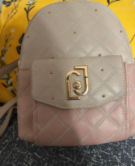 Ruksak liu jo, liu jo