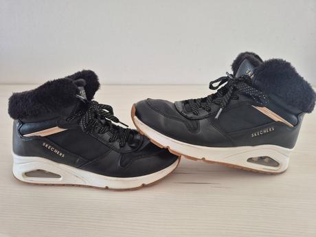 Dievcenske zateplene topanky sketchers, skechers,38