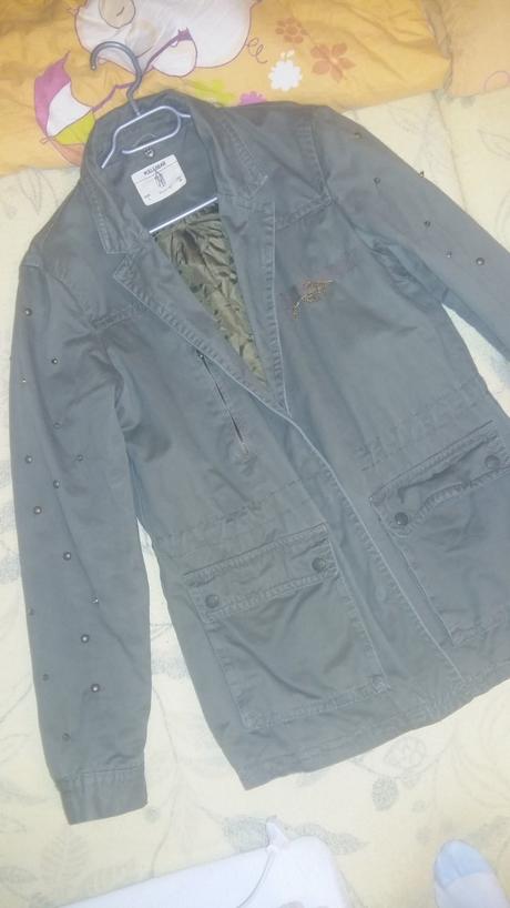 Army dlhsia bunda, pull&bear,l