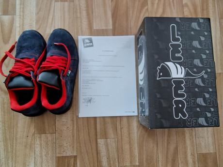 Bezpečnostné topánky vel. 41,unisex,nové,v záruke, 41