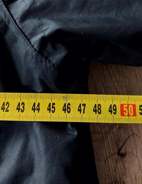 Čierno žltá zimná vetrovka, 134