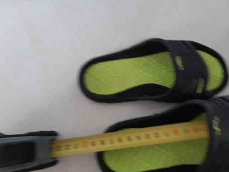 Predam slapky pre dievcatko, 29