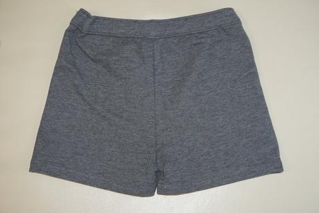 98 suknove sortky,3 r., 98