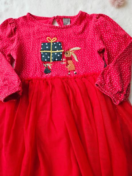Vianočne šaty, 104