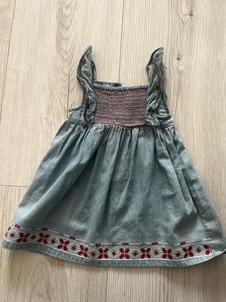 Bledomodré vyšívané šaty, f&f,92