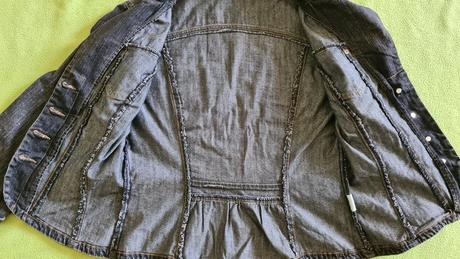 Tmavošedá rifľová bunda, 38