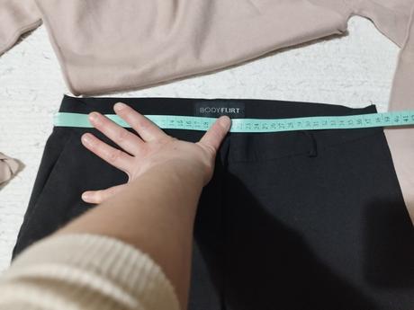 Čierne nohavice bonprix, bonprix,34