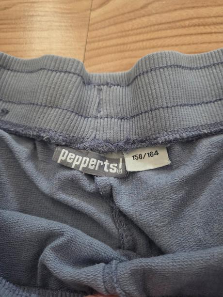 Kratase, pepperts,158