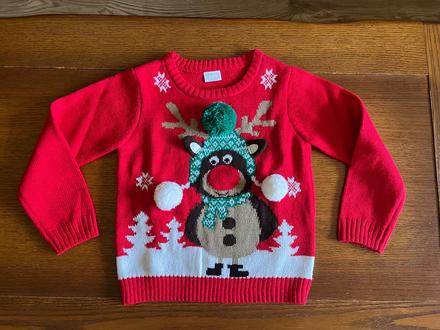 Vianočný pulóvrik s veselým sobíkom, f&f,116