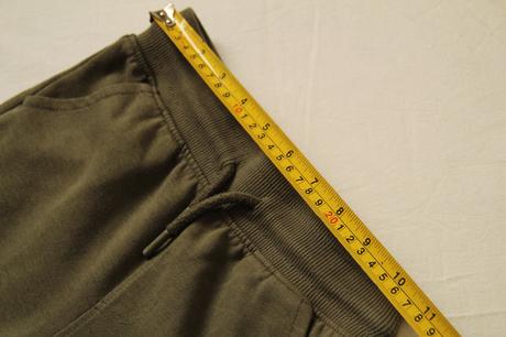 Kvalitné hrubšie bavlnené kraťasy + kufrík na dôle, f&f,122