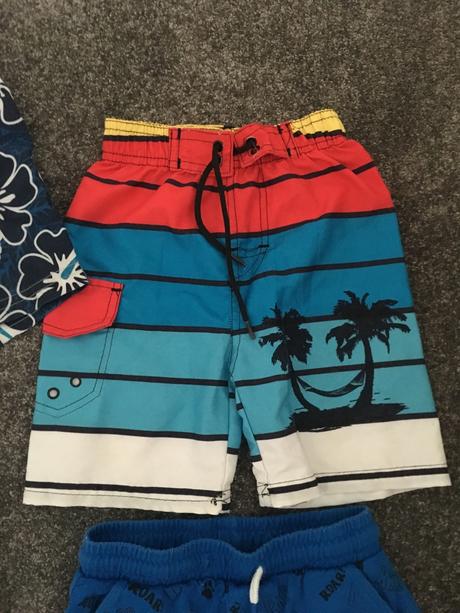 Krátke nohavice, reserved,86