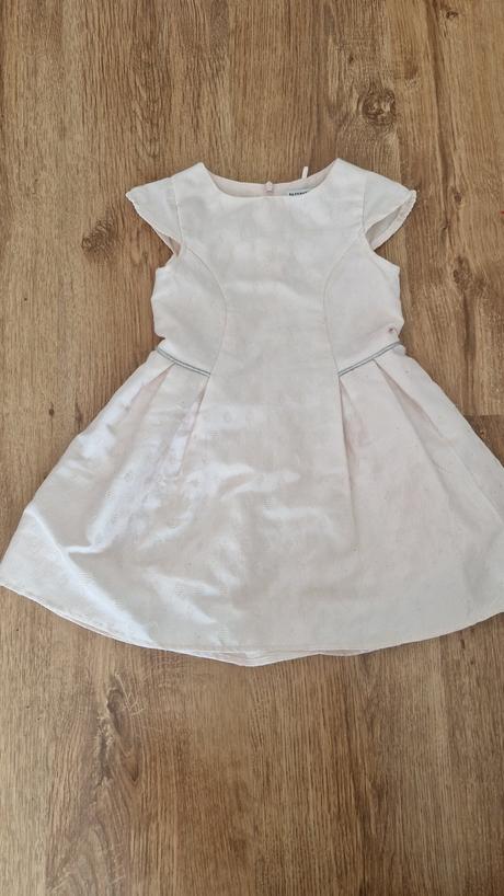 Slavnostne saty reserved, reserved,92