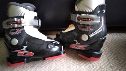 Prvé lyžiarske topanky, dalbello,24