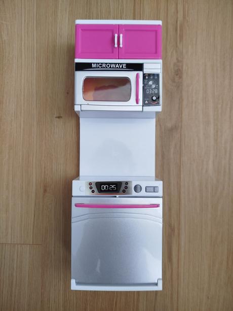 Kuchyňa pre barbie,