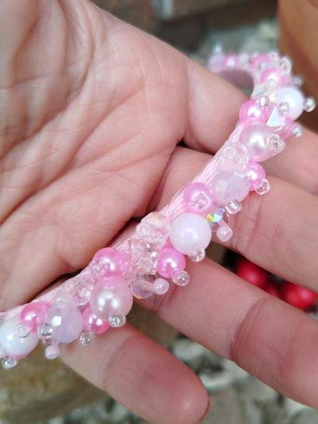 Korálkové čelenky, 