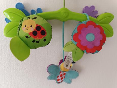 Detský kolotoč na postieľku -fisher price, 