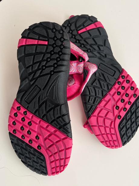 Sandále noučké, 33