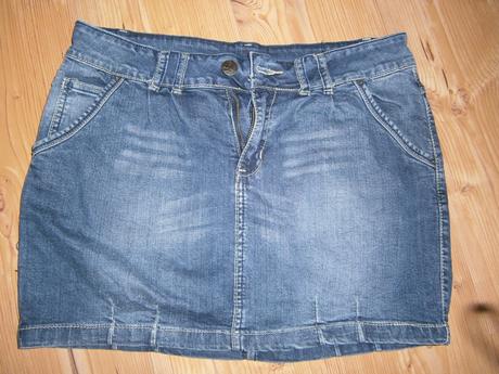 Riflové sukne po 4,20/ks, c&a,40