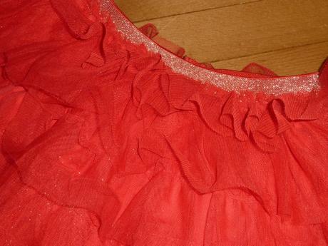 Červená suknička, pepco,104