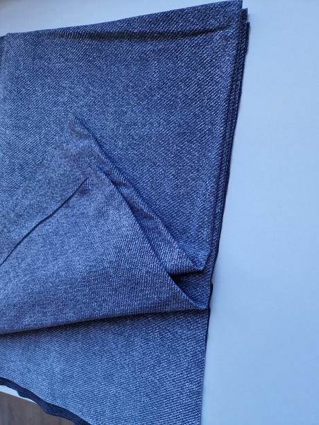 Metráž strečová - darujem k nákupu, 