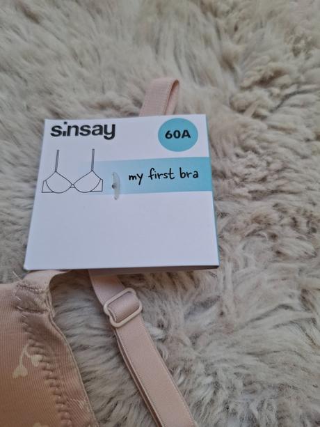 Dievčenská podprsenka, sinsay,60a