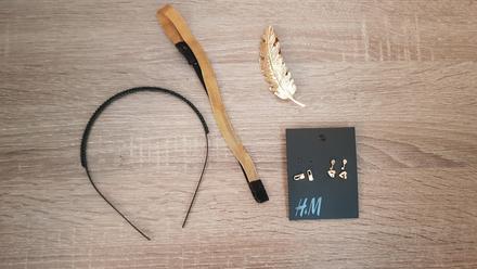 Nausnice a vlasove doplnky, 