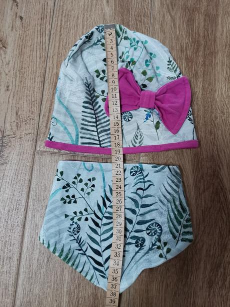 Čiapka a nákrčník 22cm, 110