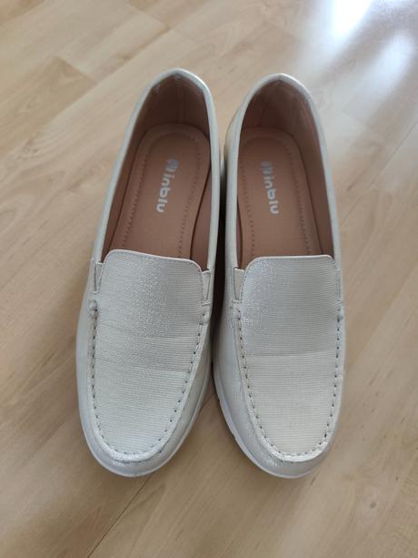 Béžové topánky, 37