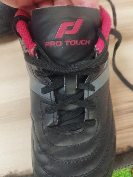 Futbalové topánky, 33