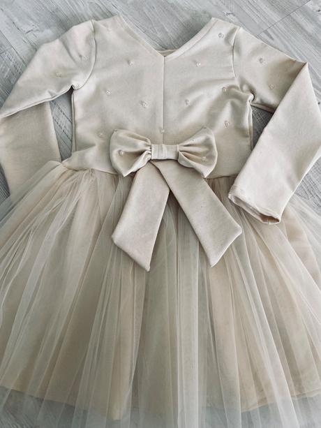 Sviatočné saty, 68 - 146