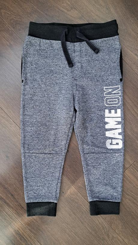 Tepláky, reserved,110