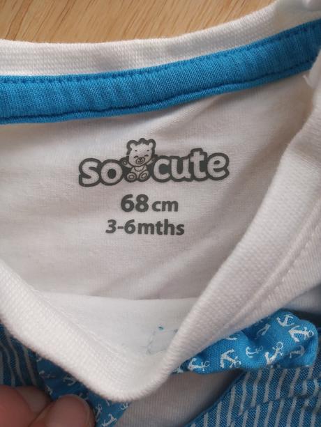 Body s motýlikom a vestou, pepco,68