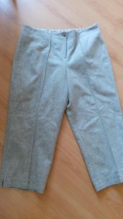 Kvalitné nohavice, 44