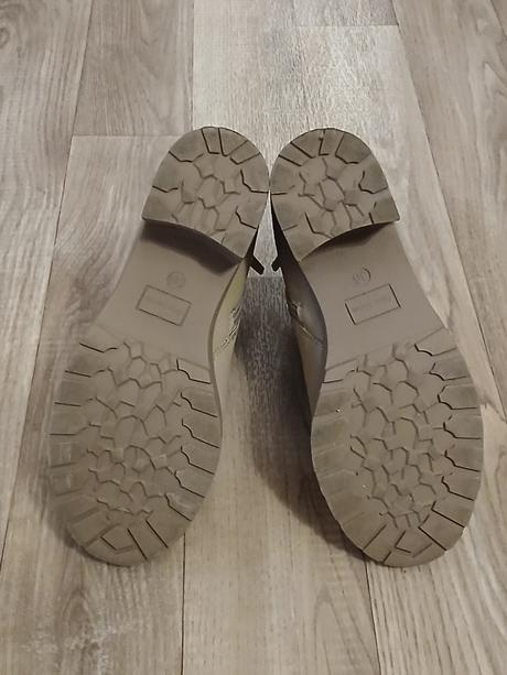 Členkové čižmy,veľ.36, clara barson,36