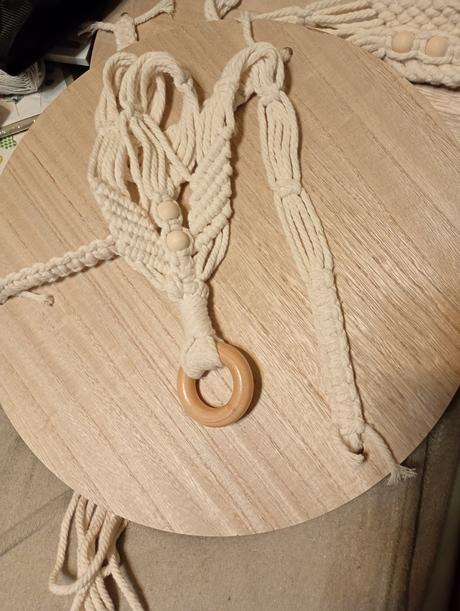 Macramé booho zavesná polica,