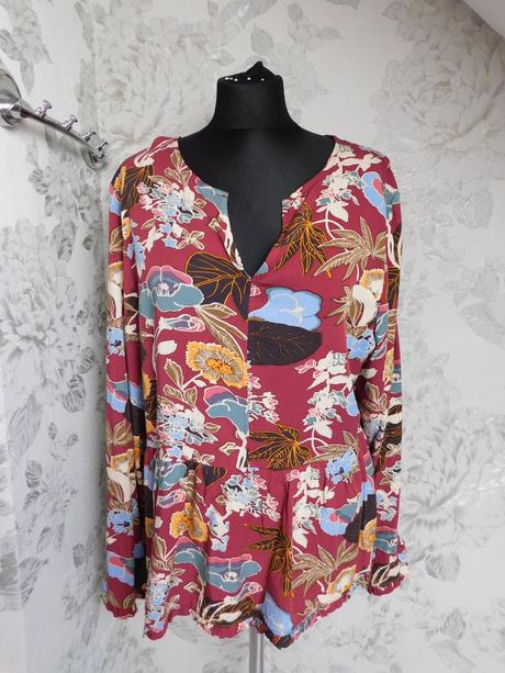 Kvalitna velmi pekna bluzka, 40