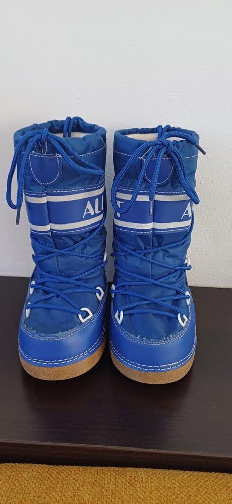 Dievčenské snehule, 30