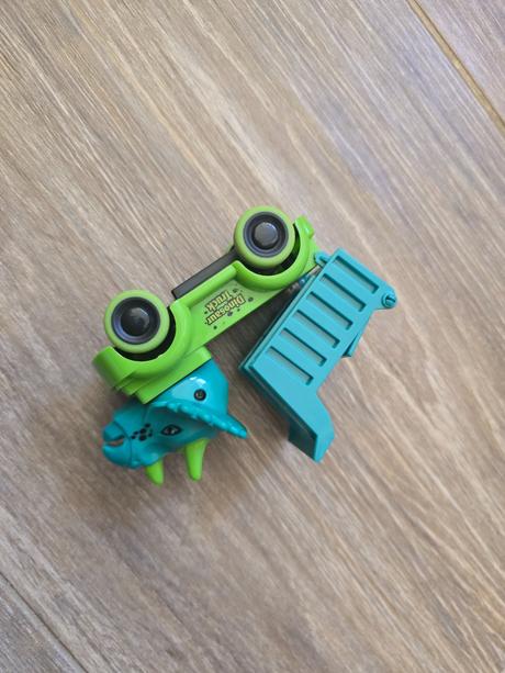 Auto dinosaur, 