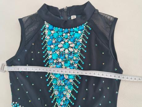 Dres na modrú gymnastiku, 140