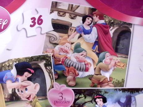 3x puzzle v jednom balení s obľúbenými princess,