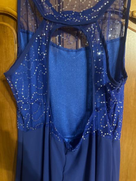 Spoločenské šaty, l