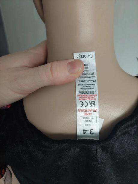 Čarodejnica karnevalové šaty veľ.98-104,