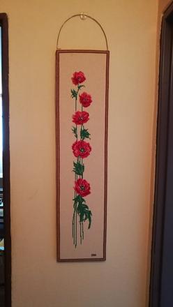 Vyšívaná dekorácia na stenu kvety, 