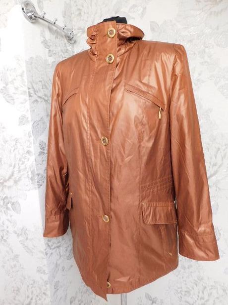 Luxusna pekna vetrovka/bunda, 38 / 40