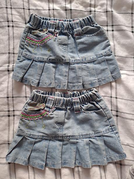 Sukne cena spolu 3-5r, 110