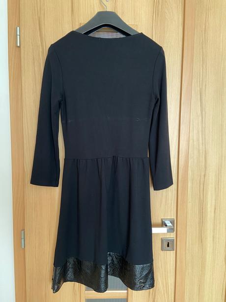 Čierne šaty tezenis, tezenis,m